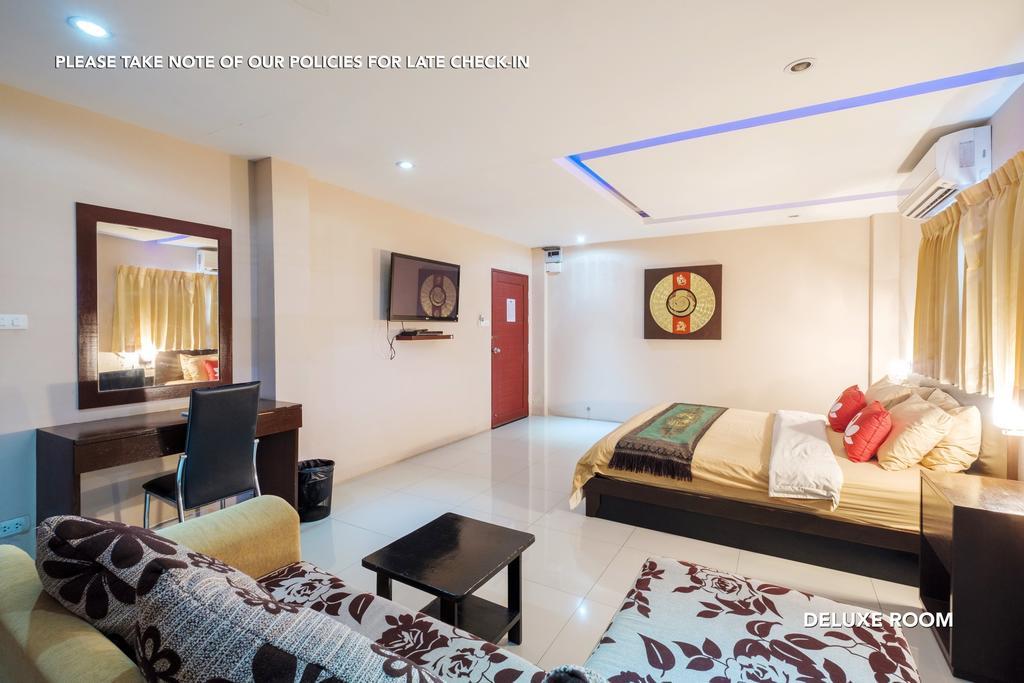 Zen Rooms Lk Metro Pattaya Exterior foto