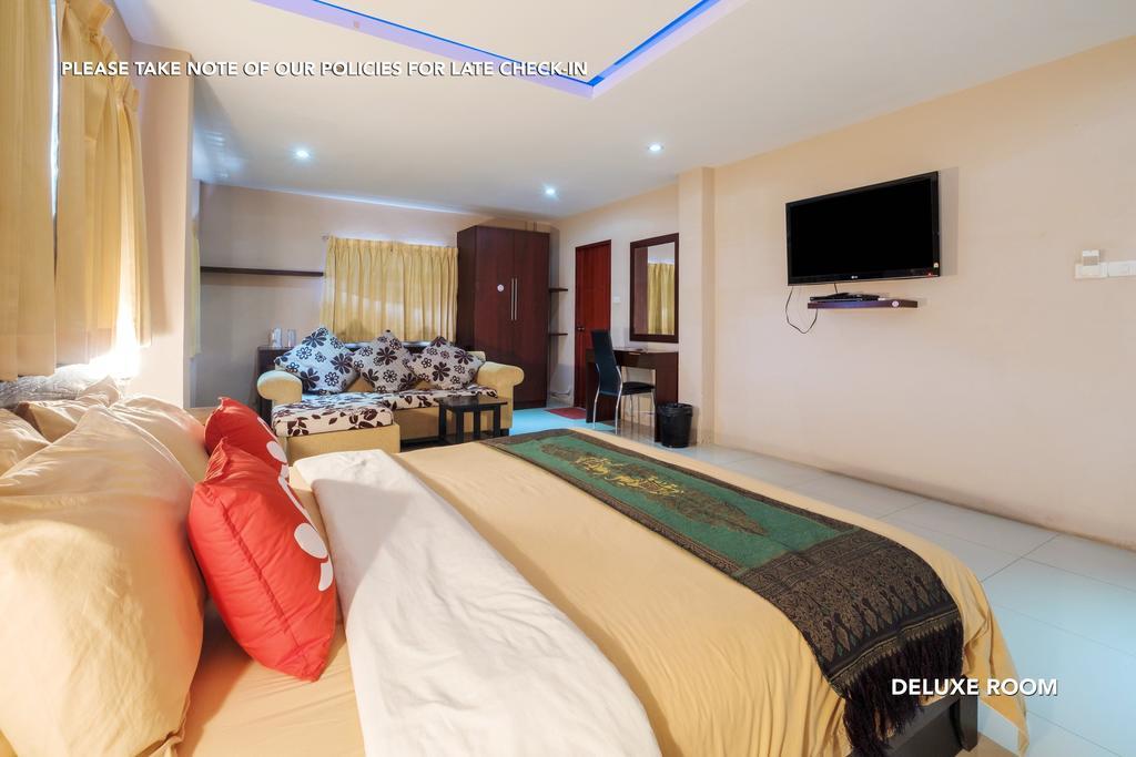 Zen Rooms Lk Metro Pattaya Exterior foto